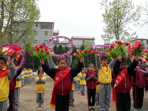 井岡山老區(qū)捐資助學儀式現(xiàn)場
