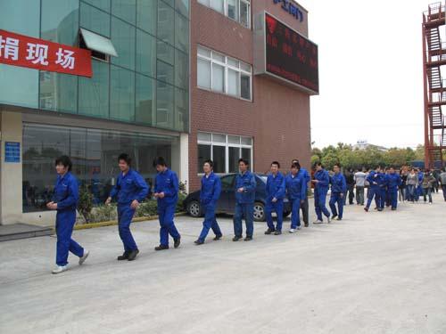 滬工情系玉樹災區(qū)募捐活動(圖2)