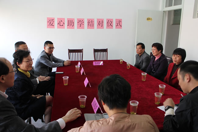 滬工黨支部書記楊猛慷慨解囊,助力貧困學生實現大學夢