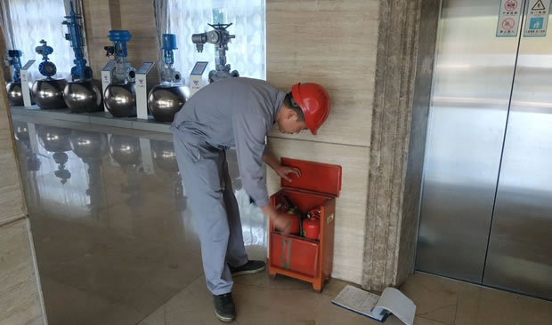 上海滬工閥門廠組織開展消防演練與安全大檢查活動(圖6)