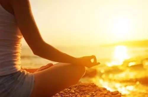 我們為什么要打坐？（附打坐要點）